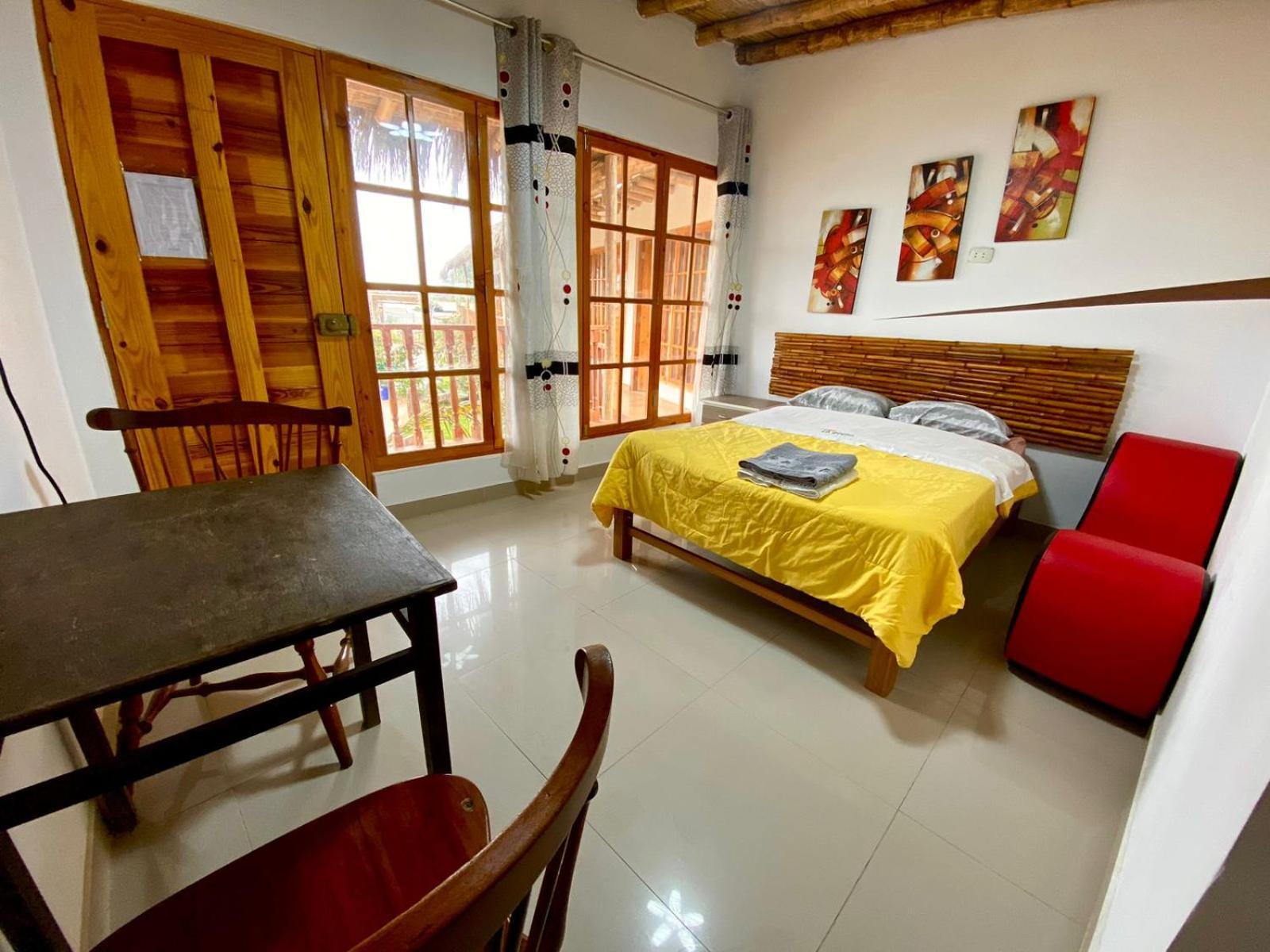Hotel La Colpa Chincha Baja Esterno foto
